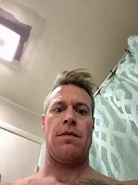 DILFiGuess1 webcam model stream image