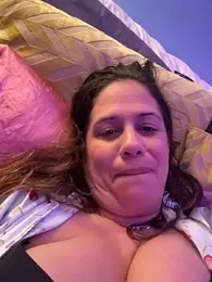 PrettyKittyMia webcam model stream image