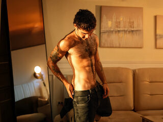 Zack Buttoon webcam model stream image