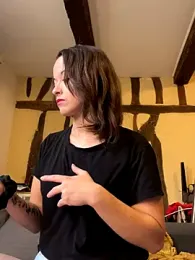 Toto-pika webcam model stream image