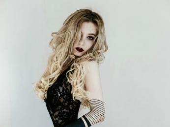 AngelikaMoebius webcam model stream image