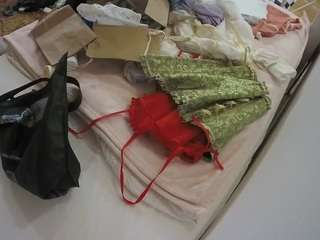 voyeurcam-julmodels-whitebed-1 webcam model stream image