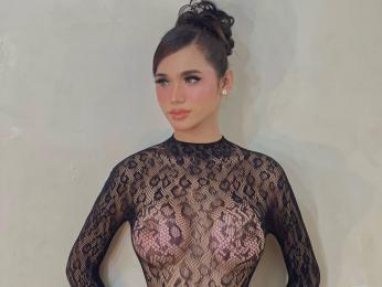 AthenaFamurri webcam model stream image