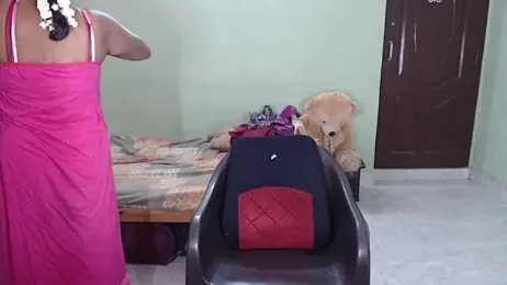 HotGulabi webcam model stream image