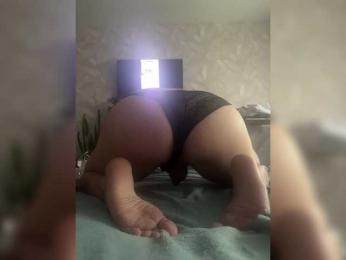 pararam124 webcam model stream image