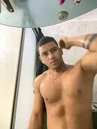 evan_hardy webcam model stream image