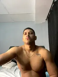 evan_hardy webcam model stream image