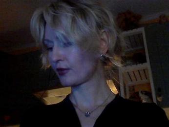 blue_Flame webcam model stream image