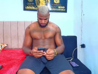 alejo_21cm webcam model stream image