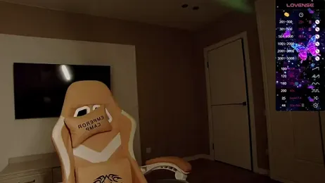 Holly_Molii webcam model stream image