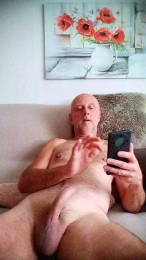 newmanbody webcam model stream image