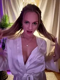 Isabella_kiko webcam model stream image