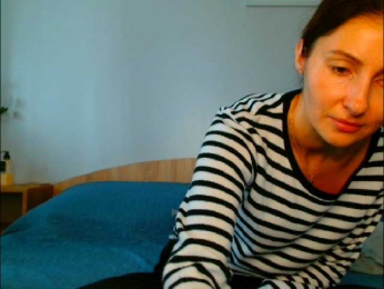 Irina9793 webcam bongacams model stream image