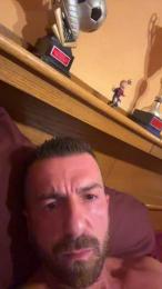 builder1 webcam model stream image