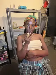 choclatepeaach webcam stripchat model stream image