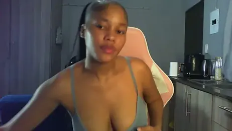 Sexylisa670 webcam model stream image