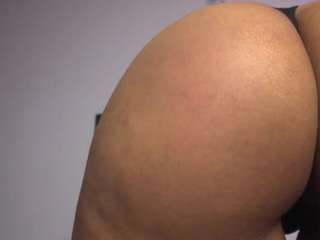 pocahotass-11 webcam model stream image