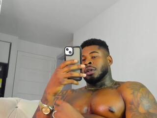 Makonnen webcam model stream image