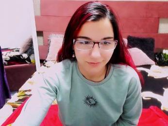 Sarahlunaxx webcam model stream image