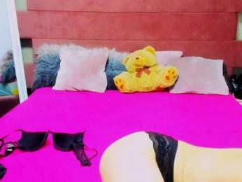 Sarahlunaxx webcam model stream image