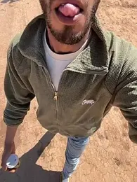 Yassir-xxxl webcam stripchat model stream image