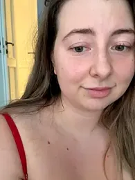 curvyflawless webcam model stream image