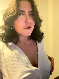 sukhakunis1 webcam model stream image