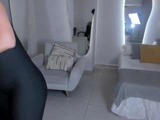 alessaromero webcam model stream image