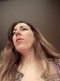 MommmyYummy webcam model stream image