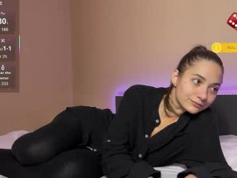 freyaoliver webcam model stream image