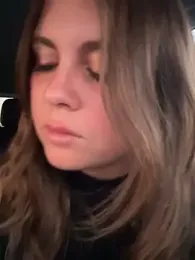 Samantha_official webcam model stream image