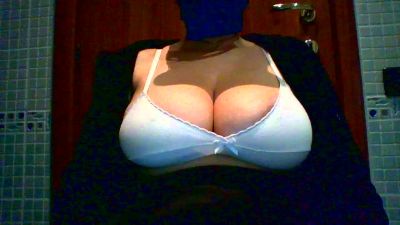 MoglieBirichina webcam model stream image