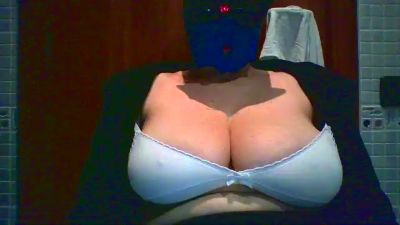 MoglieBirichina webcam model stream image
