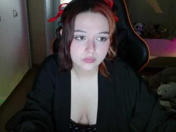 LylyBearrr webcam model stream image