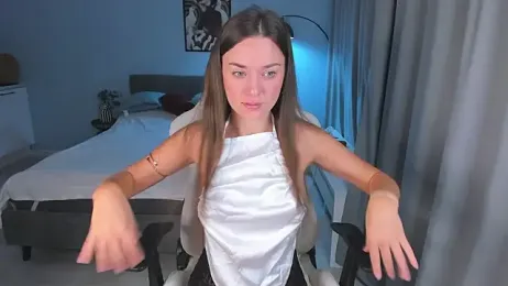 MayaNextDoor webcam model stream image