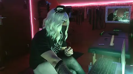 Ginny-the-bdsm-nympho webcam model stream image