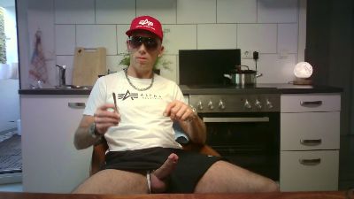 MrGeiZ2512 webcam model stream image