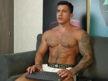 garret_alvin_ webcam model stream image