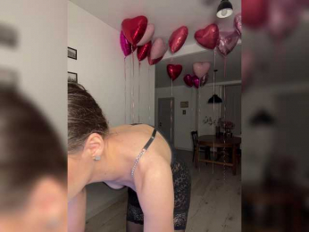 GlamModelHoney webcam model stream image