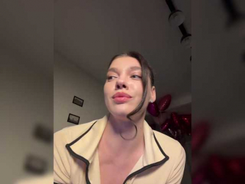 GlamModelHoney webcam bongacams model stream image