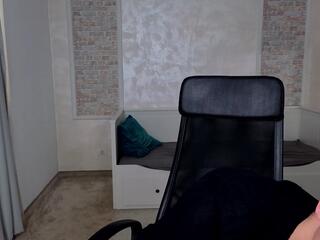 Kellen West webcam flirt4free model stream image