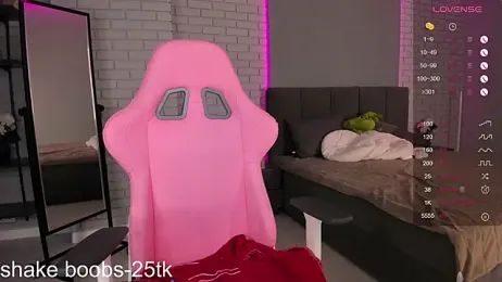 hazel_77 webcam model stream image