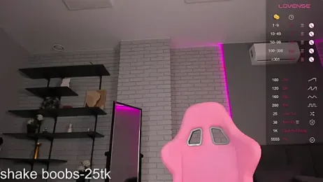 hazel_77 webcam model stream image