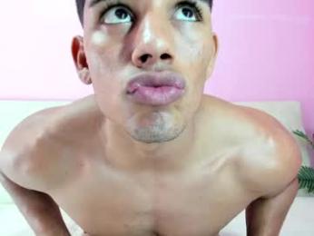 evessinn webcam model stream image