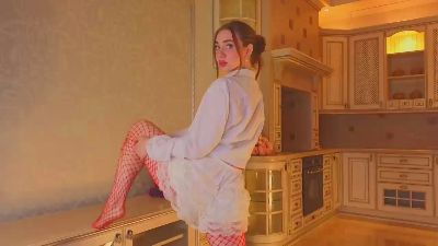 LilianHathaway webcam model stream image