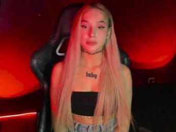 AshMila webcam model stream image