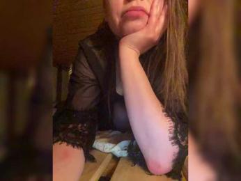 Olyd webcam bongacams model stream image