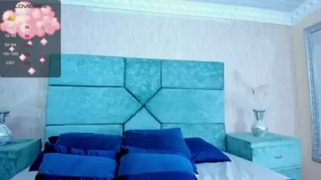 KristinWall webcam model stream image