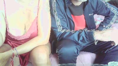 coupl211 webcam model stream image