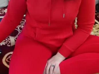 itsbustymommy webcam model stream image